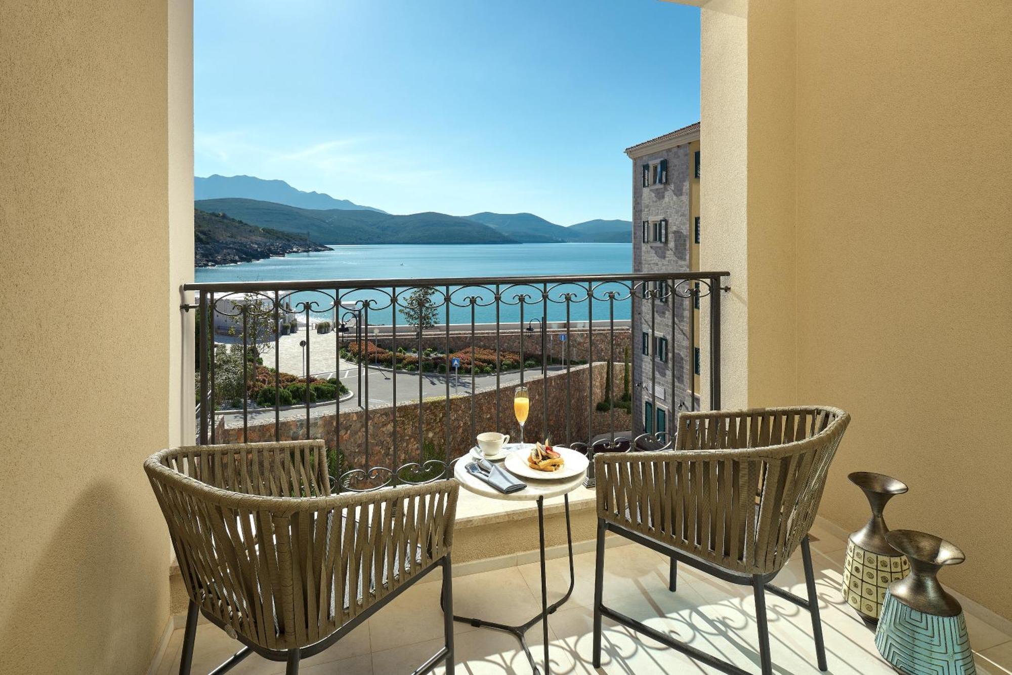 Hotel The Chedi Lustica Bay